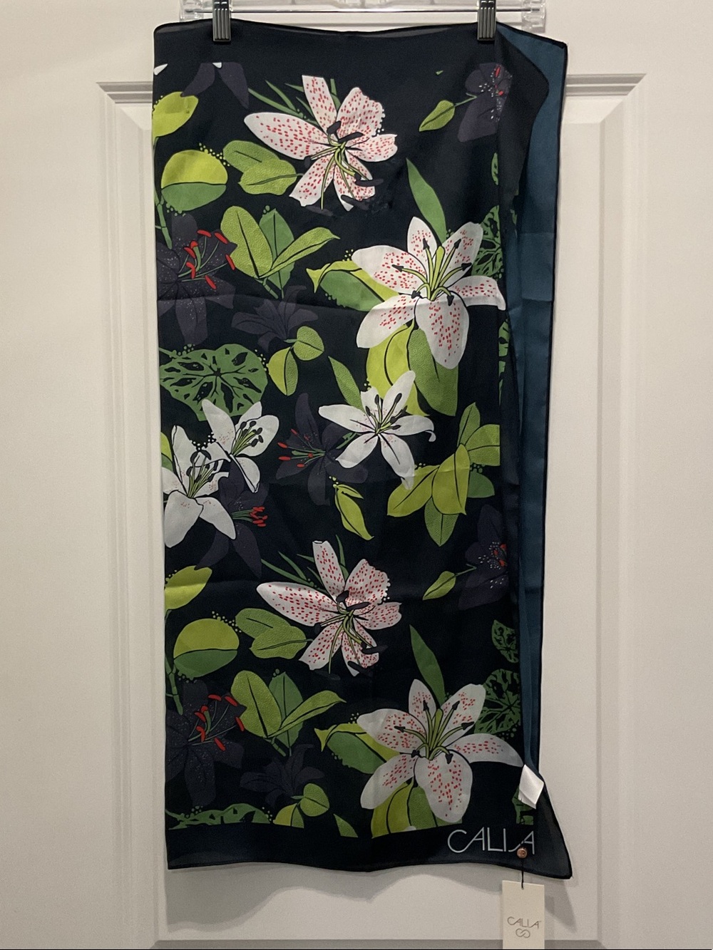 CALIA by Carrie Underwood Navy Floral Print Scarf with White & Green Accents - Picture 3 of 4